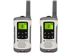 Walkie-talkie MOTOROLA T50 (8 Canales - 6 Km - Hasta 16h de autonomía - Blanco)