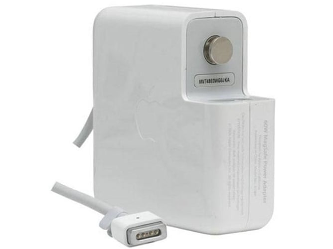 Transformador APPLE MagSafe (MacBook Pro - CC Magnético - 60 W) — 60 W