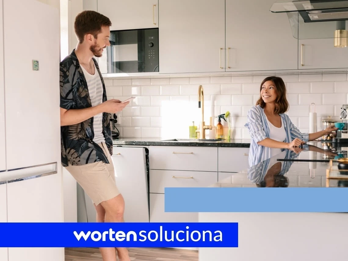 Instalación cafetera (encastre) + retirada