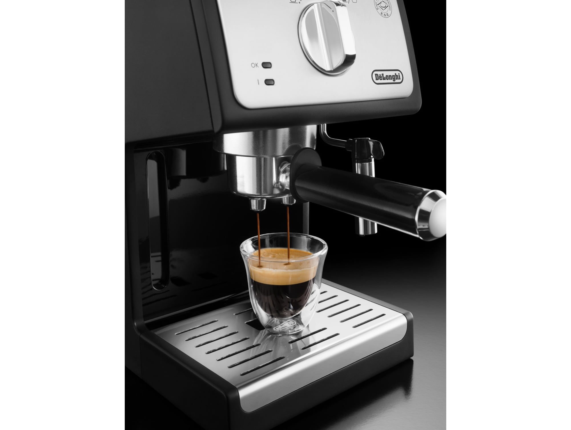 Cafetera DELONGHI (15 bar Café molido y en monodosis