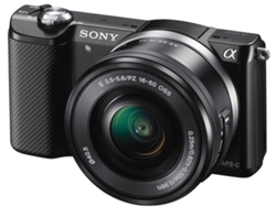 Cámara Mirrorless SONY ILCE5000 +16-50MM (Negro - 20.1 MP - Sensor: APS-H - ISO: 100 a 16 000)