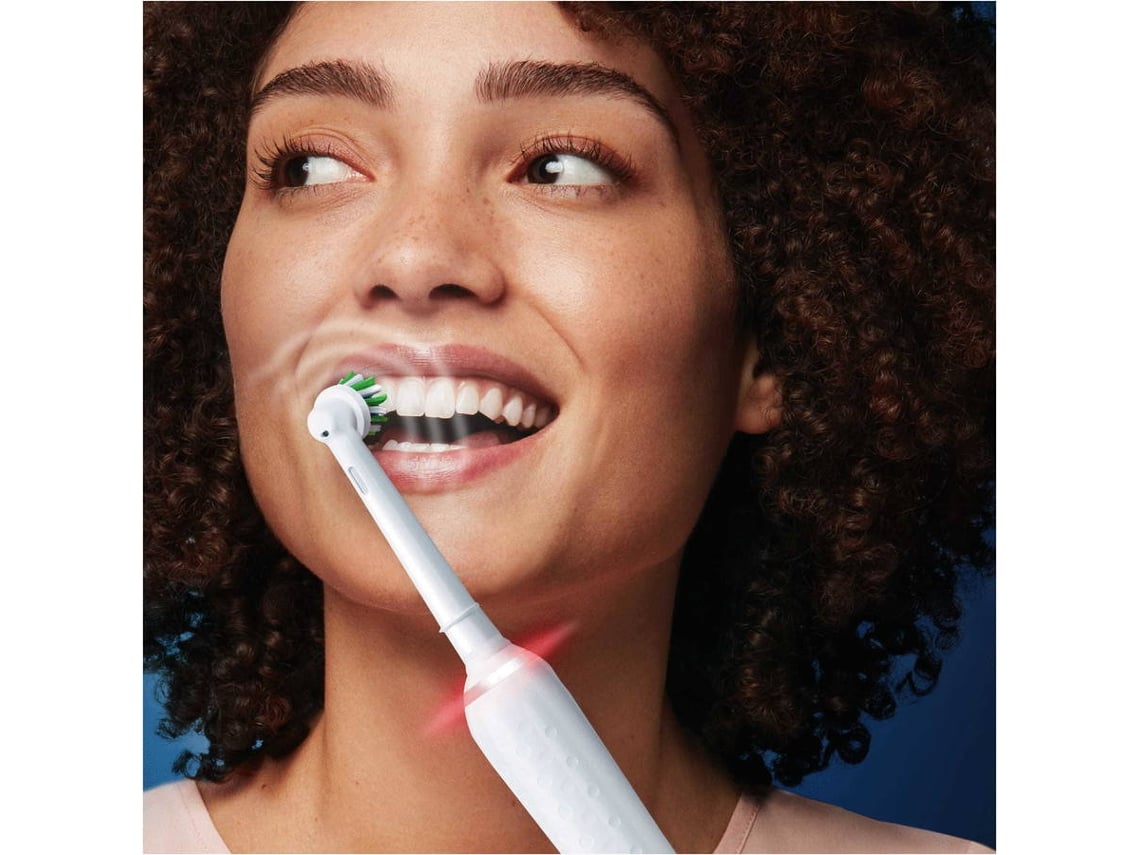 Cepillo de Dientes Eléctrico ORAL B Pro 3500 Blanco Worten