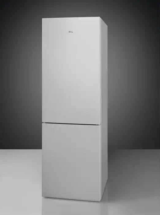 Frigorífico Combi AEG RCB632E4MW (No Frost - 186 cm - 324 L - Blanco)